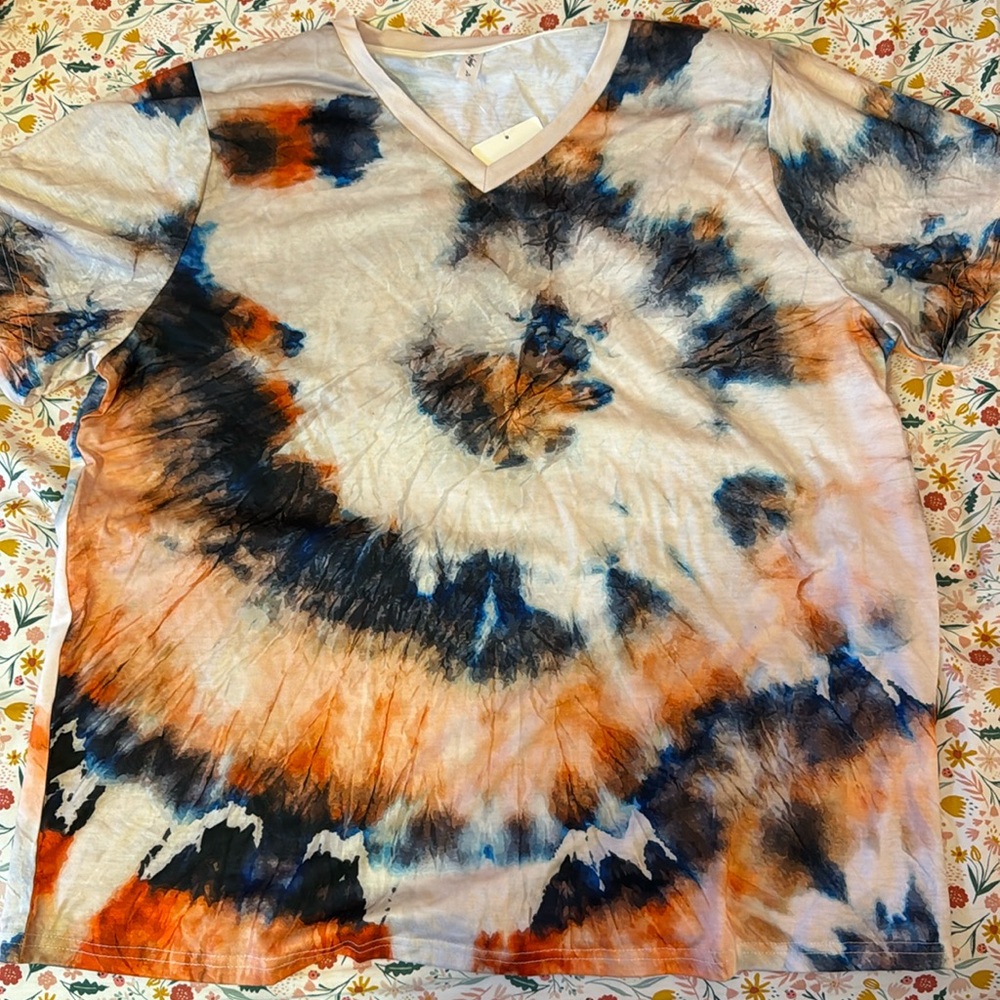Plus-size V-neck Tunic Tee 2X